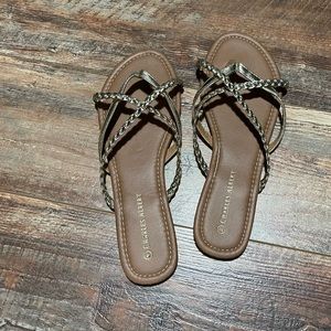 Sandals size 10